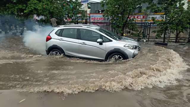 imd heavy rain forecast 2 junly up delhi ncr bihar weather updates 1688272034