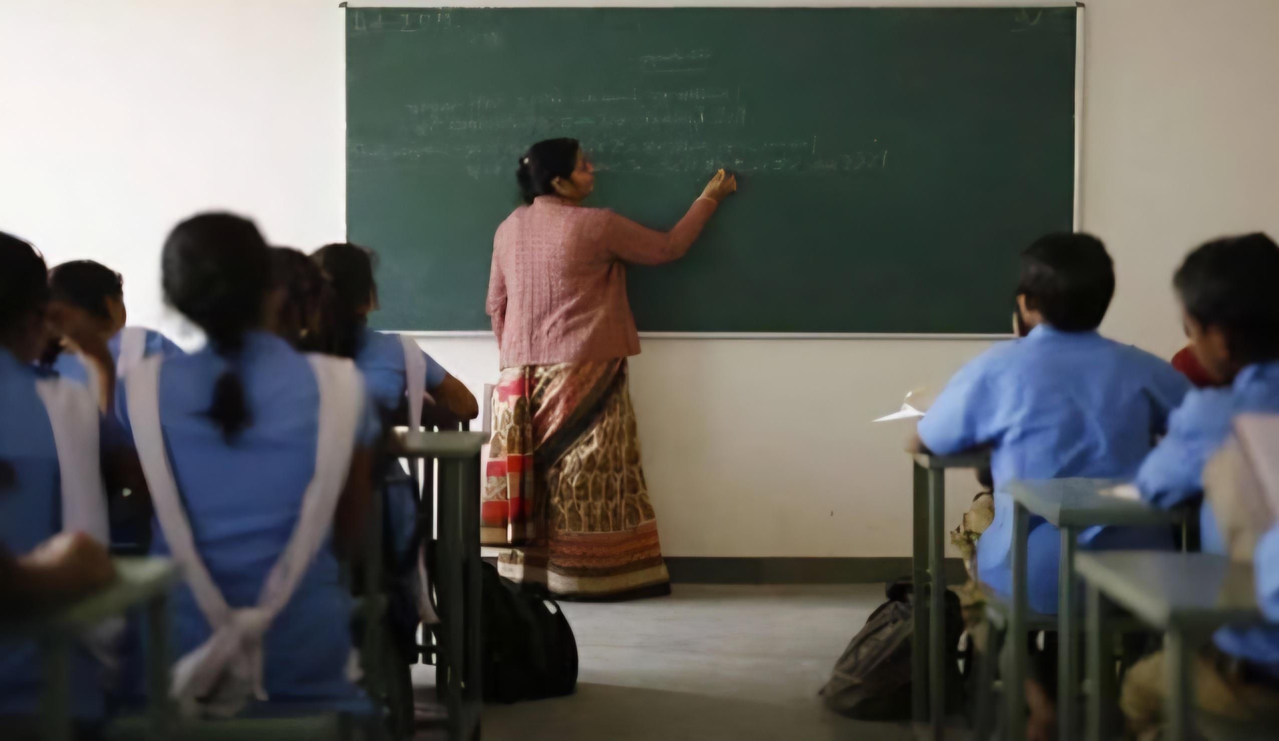 बिहार : प्रशिक्षण न लेने वाले शिक्षकों को वार्षिक वेतन वृद्धि नहीं
