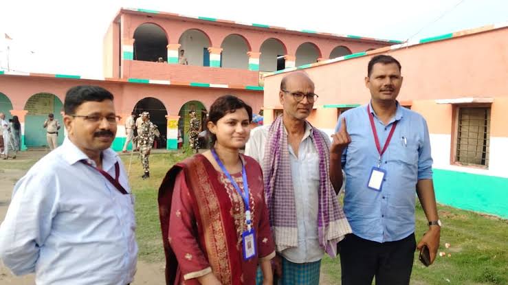 Voting in khagaria