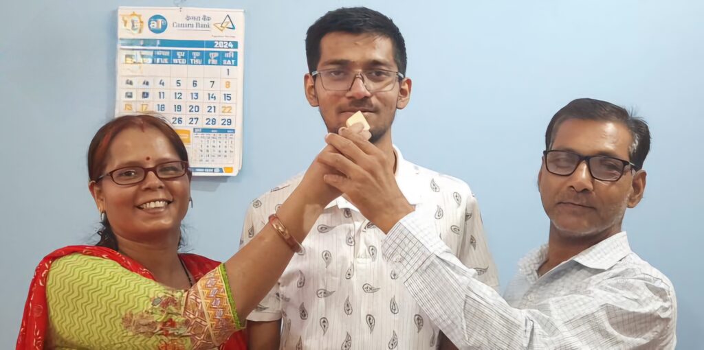 Aniket jee bihar topper
