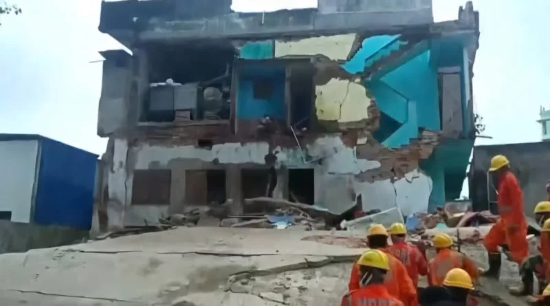 Deoghar building collapse