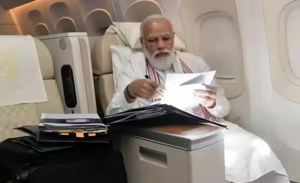 Modi in plane