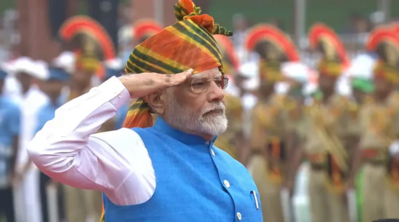 Pm modi flag hoisting