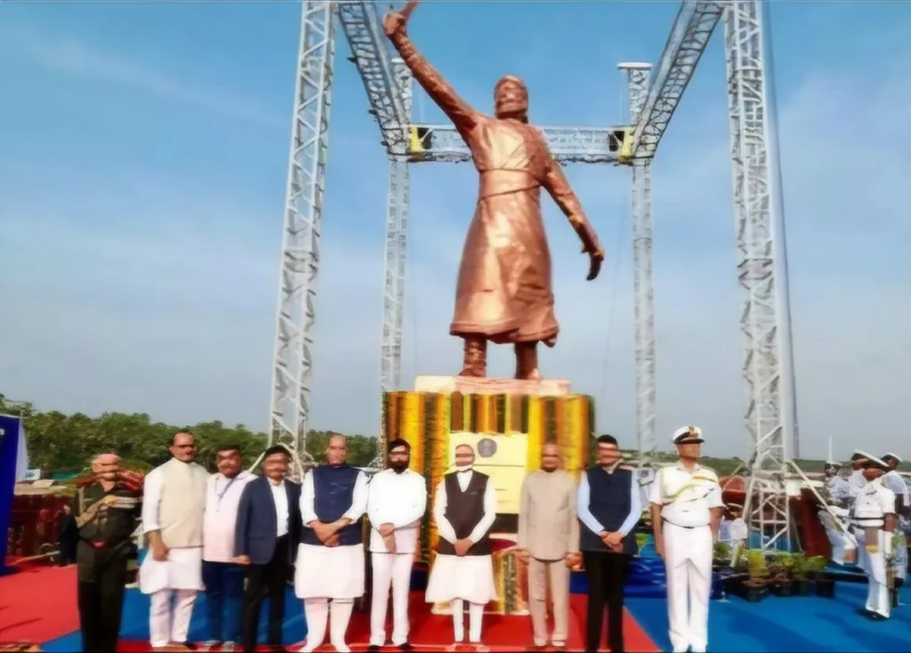 Shivaji statue 1