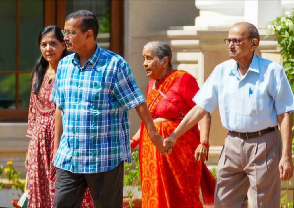 CM kejriwal family