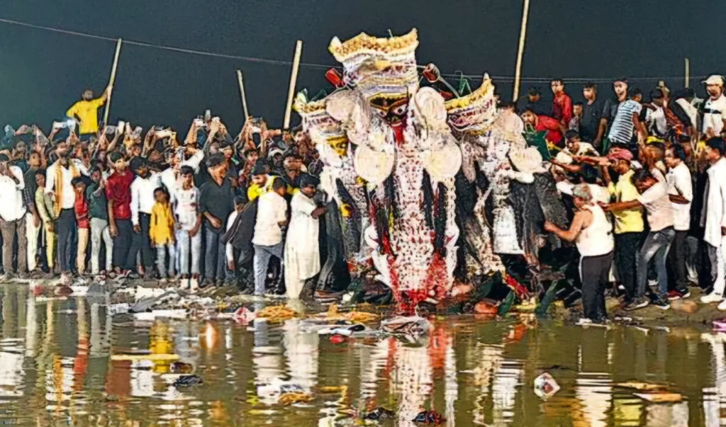 Budhia kali visarjan