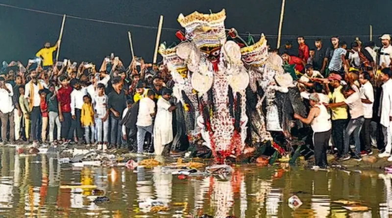 Budhia kali visarjan